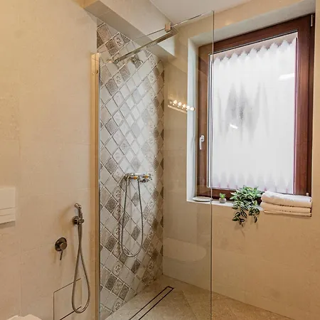 Luxury Cozy Collection In Lejlighedshotel Braşov